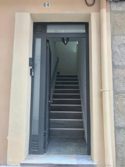 Piso 50 Metros De La Playa Alojamientos Vacay Bueu Luaran gambar